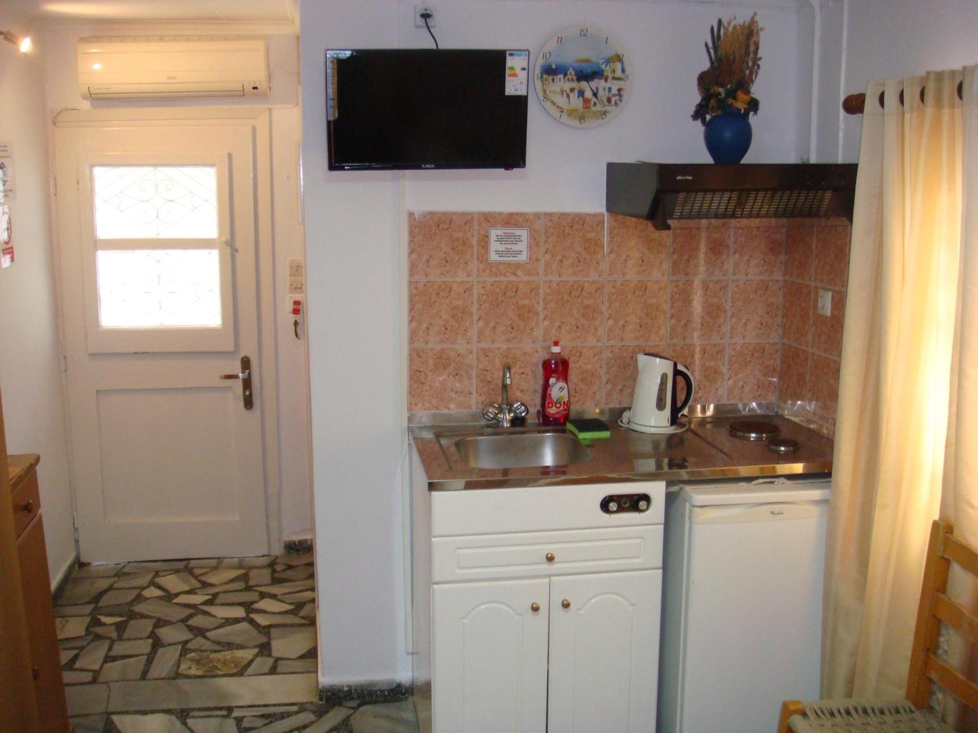 Boussetil Rooms Capanmat Tinos Bagian luar foto