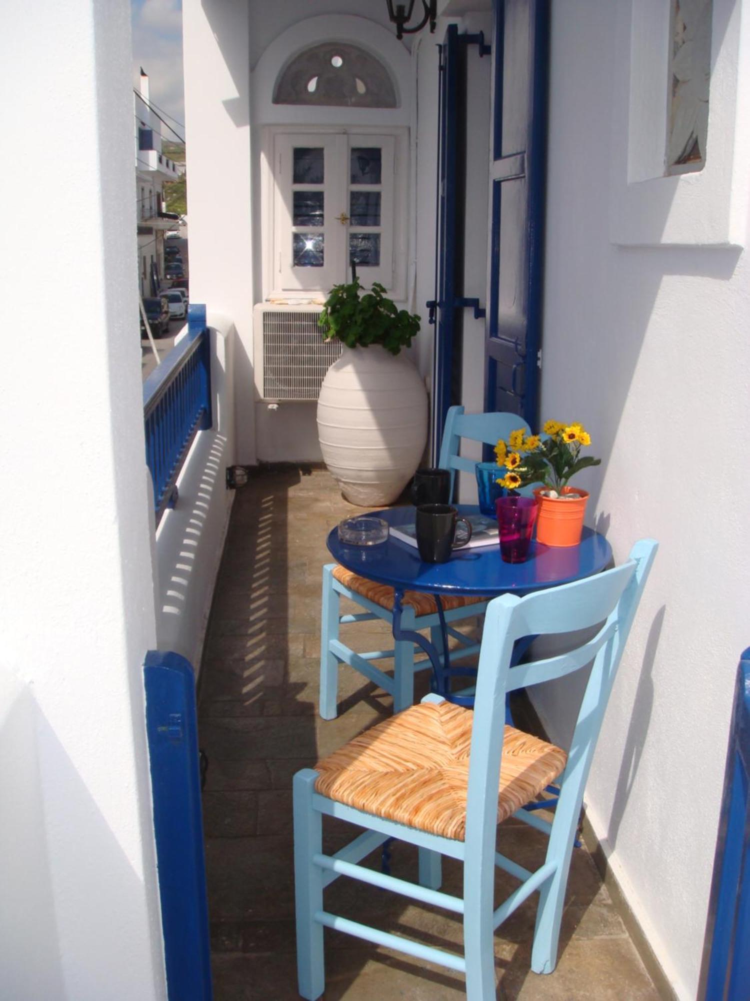 Boussetil Rooms Capanmat Tinos Bagian luar foto