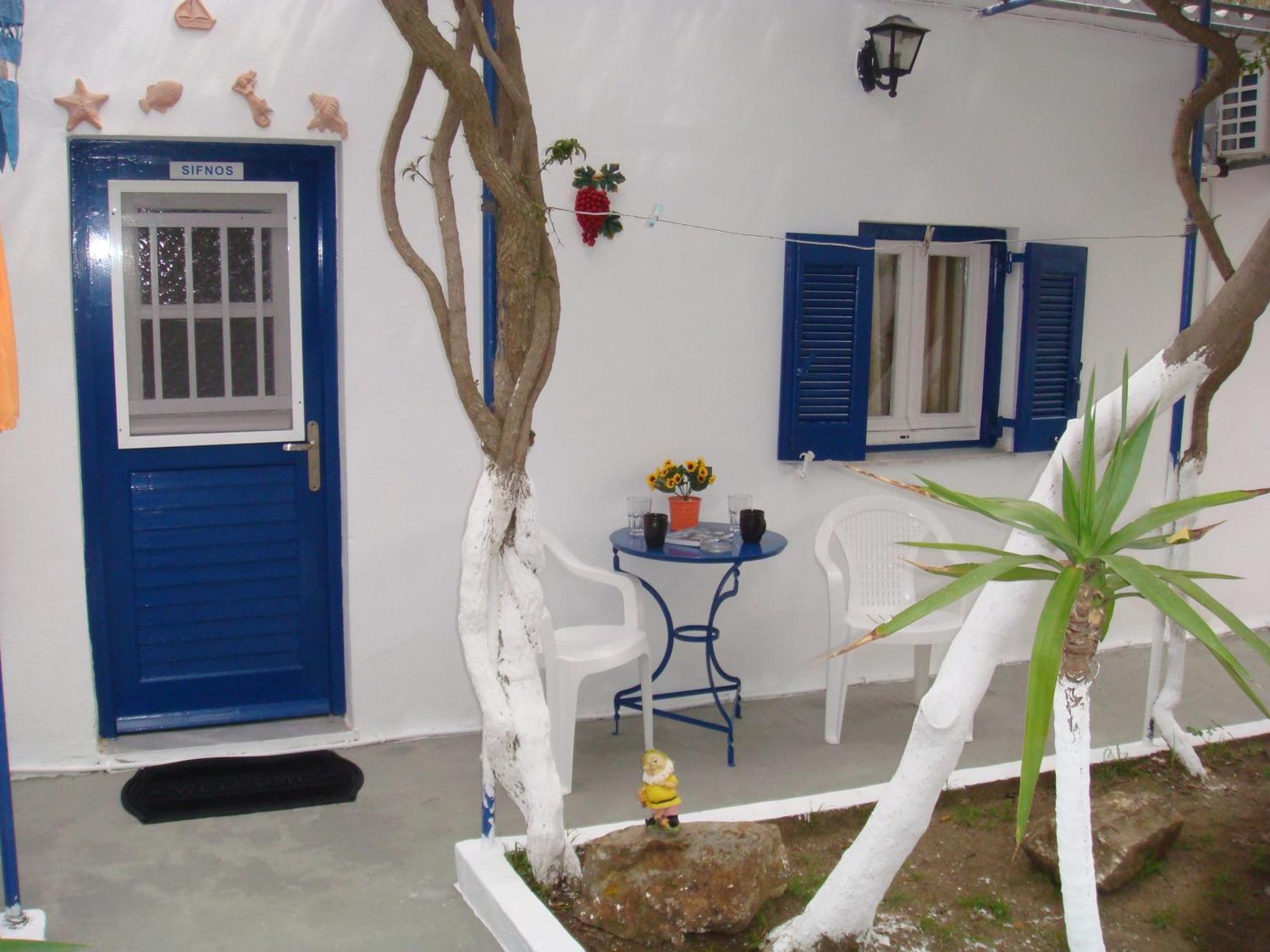 Boussetil Rooms Capanmat Tinos Bagian luar foto