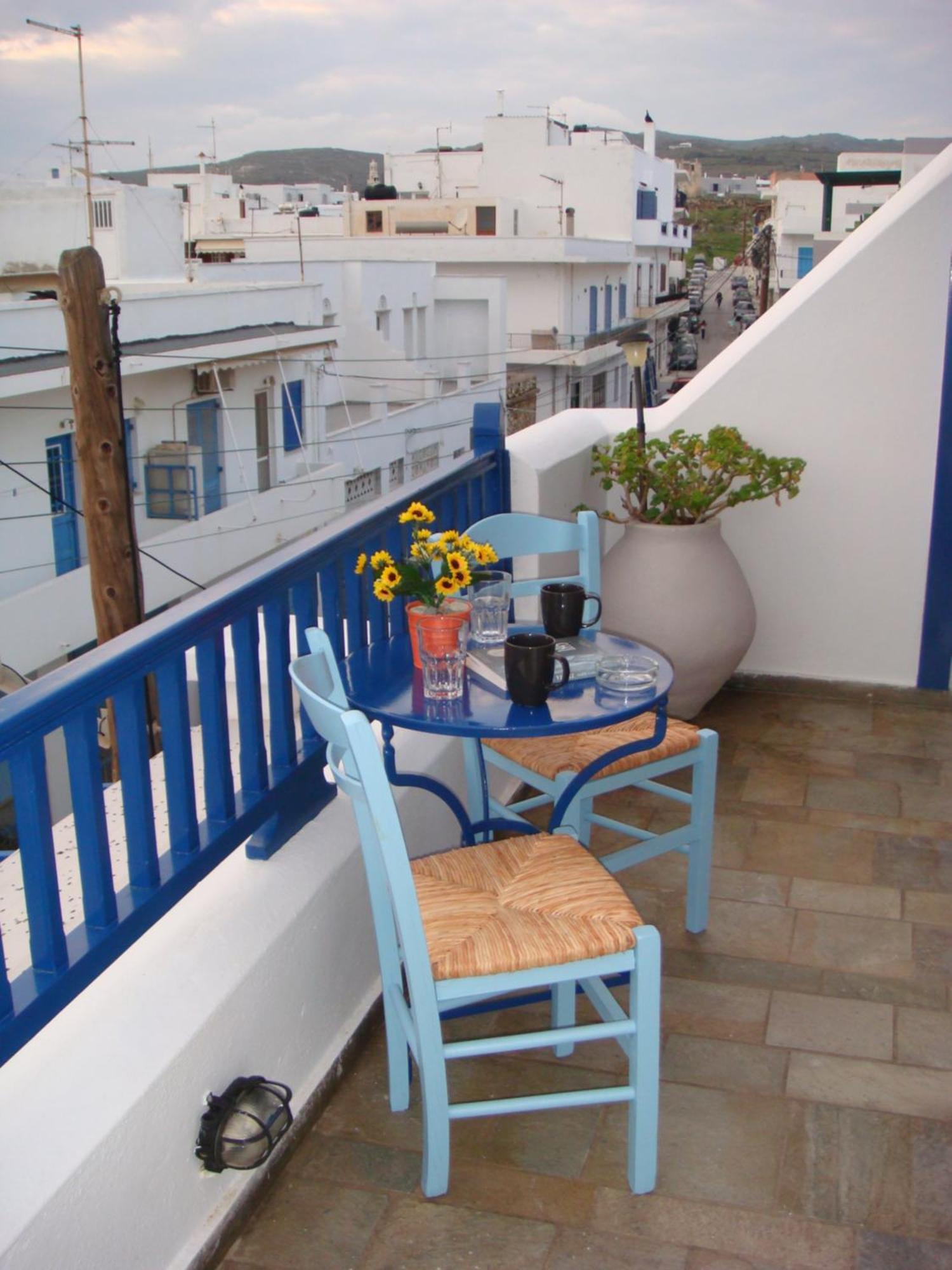 Boussetil Rooms Capanmat Tinos Bagian luar foto
